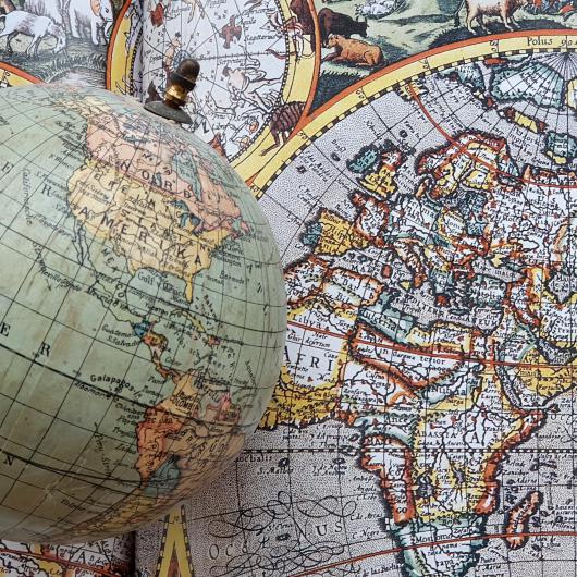 Atlanten und Landkarten