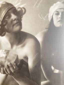 Les Filles dans L'Atelier 