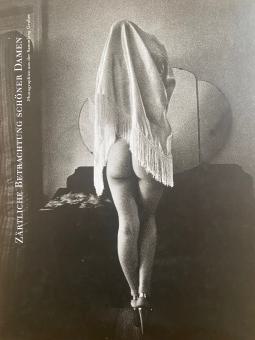 Zärtliche Betrachtung schöner Damen 